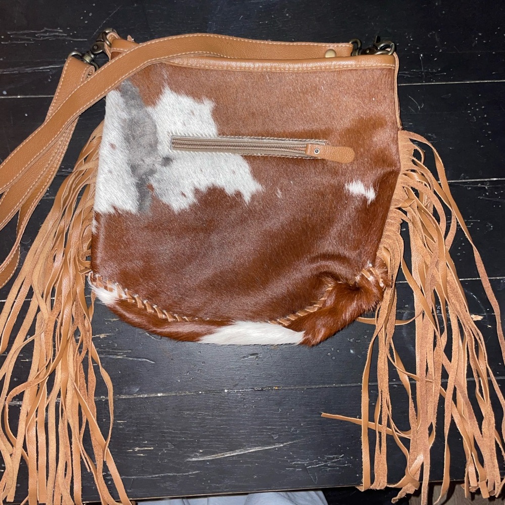 Stylish Fringe Crossbody Bag - Brown and White